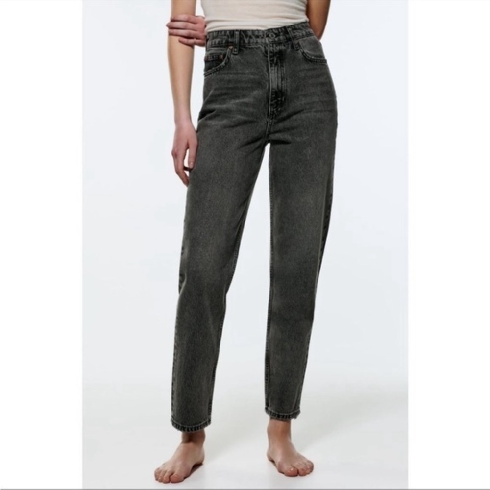 Zara The 90’s Mom Fit Jeans